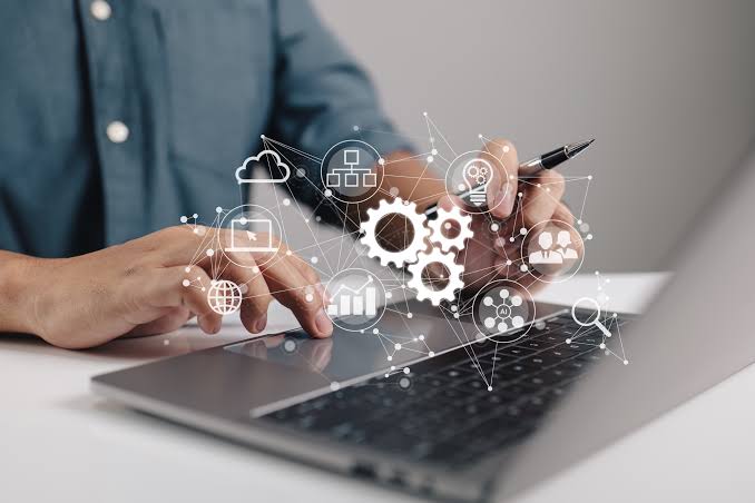 Marketing digital para negócios locais: onde investir primeiro